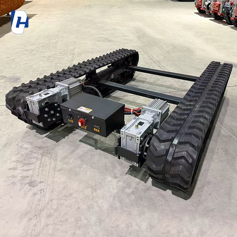 Tracked Robot Chassis - مركبة مجنزرة لاسلكية تعمل بالتحكم عن